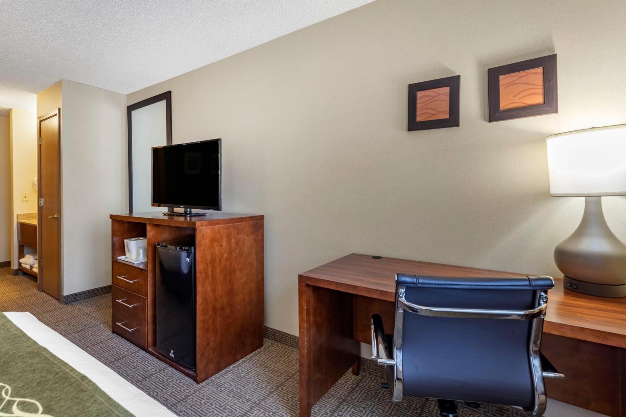 Comfort Inn Denver West Arvada Station Wheat Ridge Esterno foto