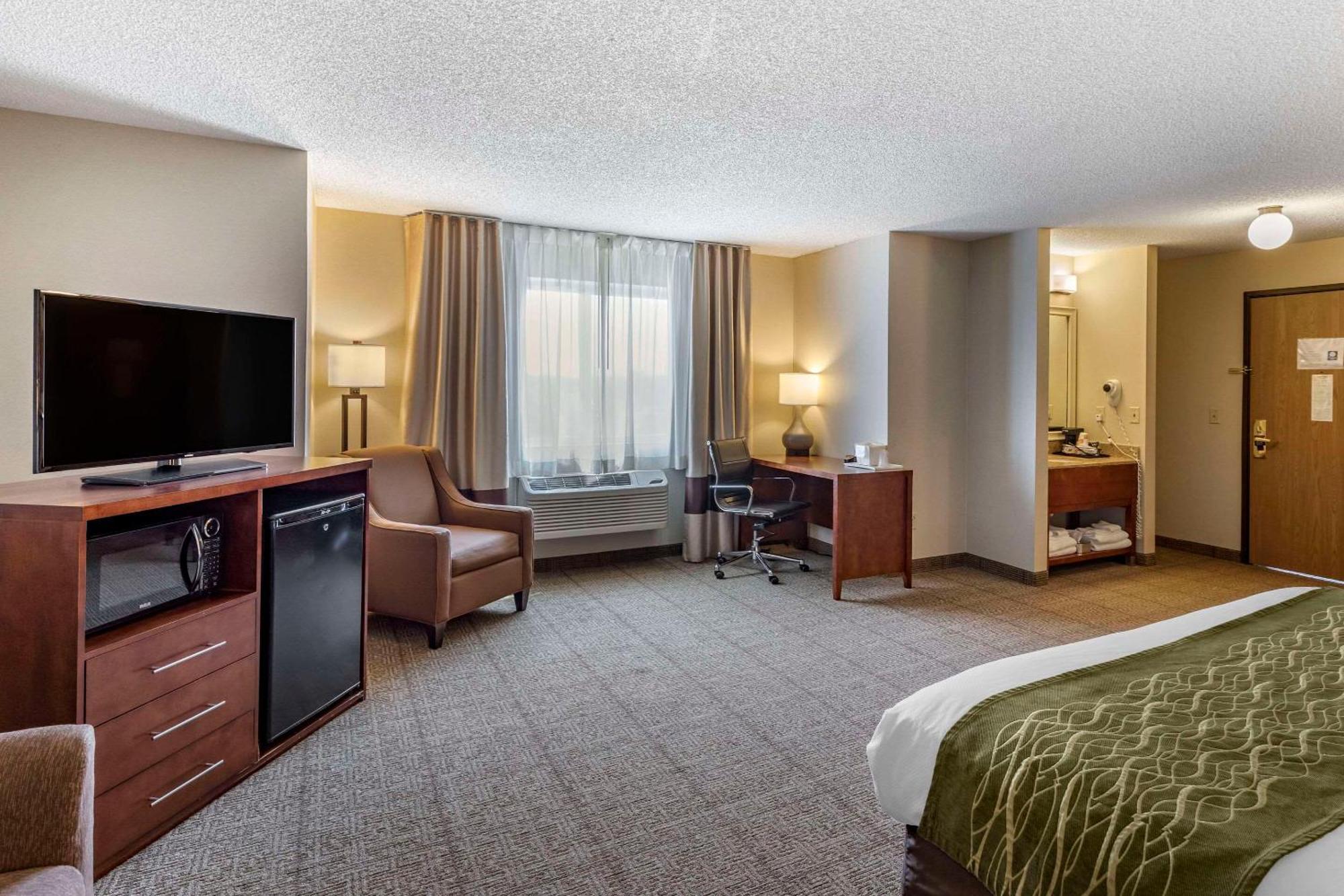 Comfort Inn Denver West Arvada Station Wheat Ridge Esterno foto